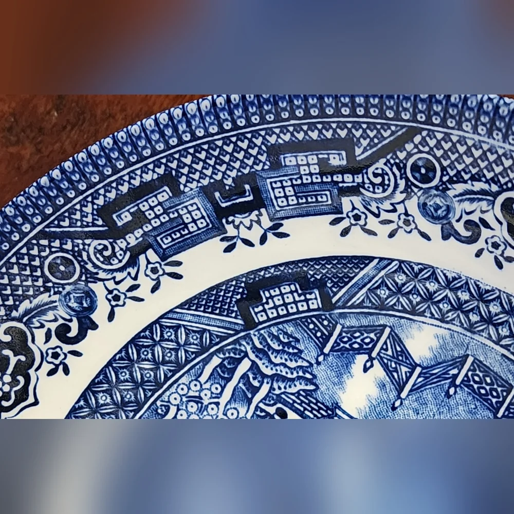 Churchill Blue Willow Pattern Bowl - Picture 3 of 6